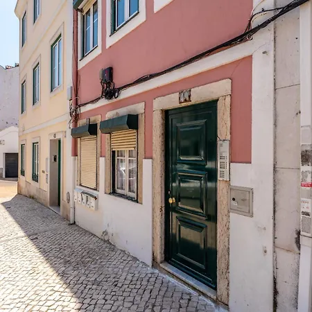 Charming Lapa Ii Quiet Neighborhood