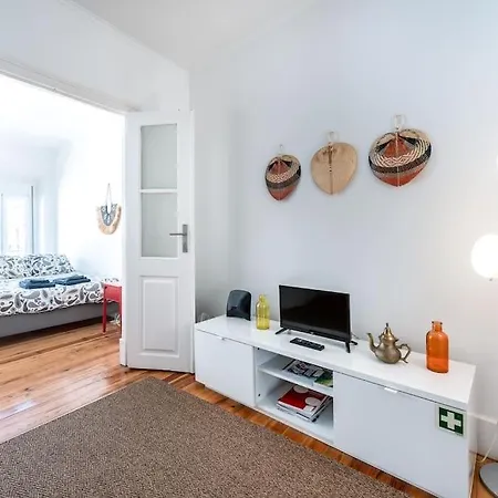 Charming Lapa Ii Quiet Neighborhood Lisbona